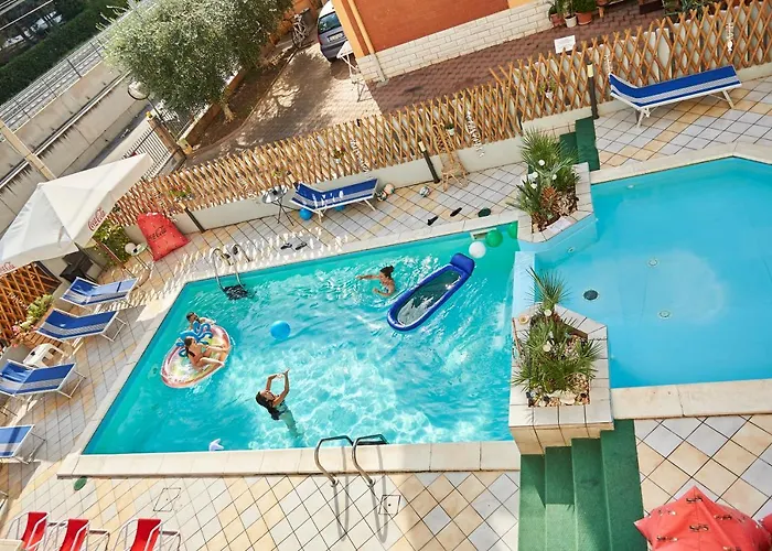 A Casa Nostra Hotell 3*